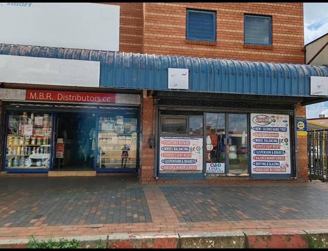 BUSINESS FOR SALE IN LENASIA EXT 1